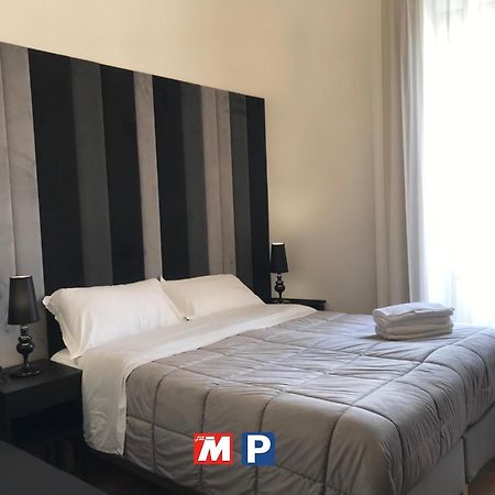 Motta Palace Apartments & Rooms 莫塔·圣塔纳斯塔西亚 外观 照片