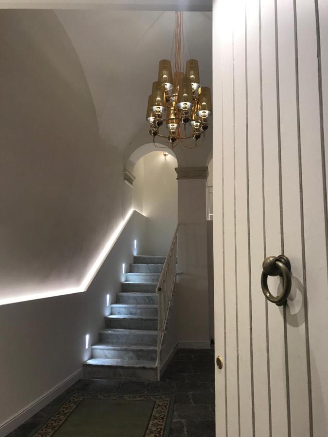 Motta Palace Apartments & Rooms 莫塔·圣塔纳斯塔西亚 外观 照片